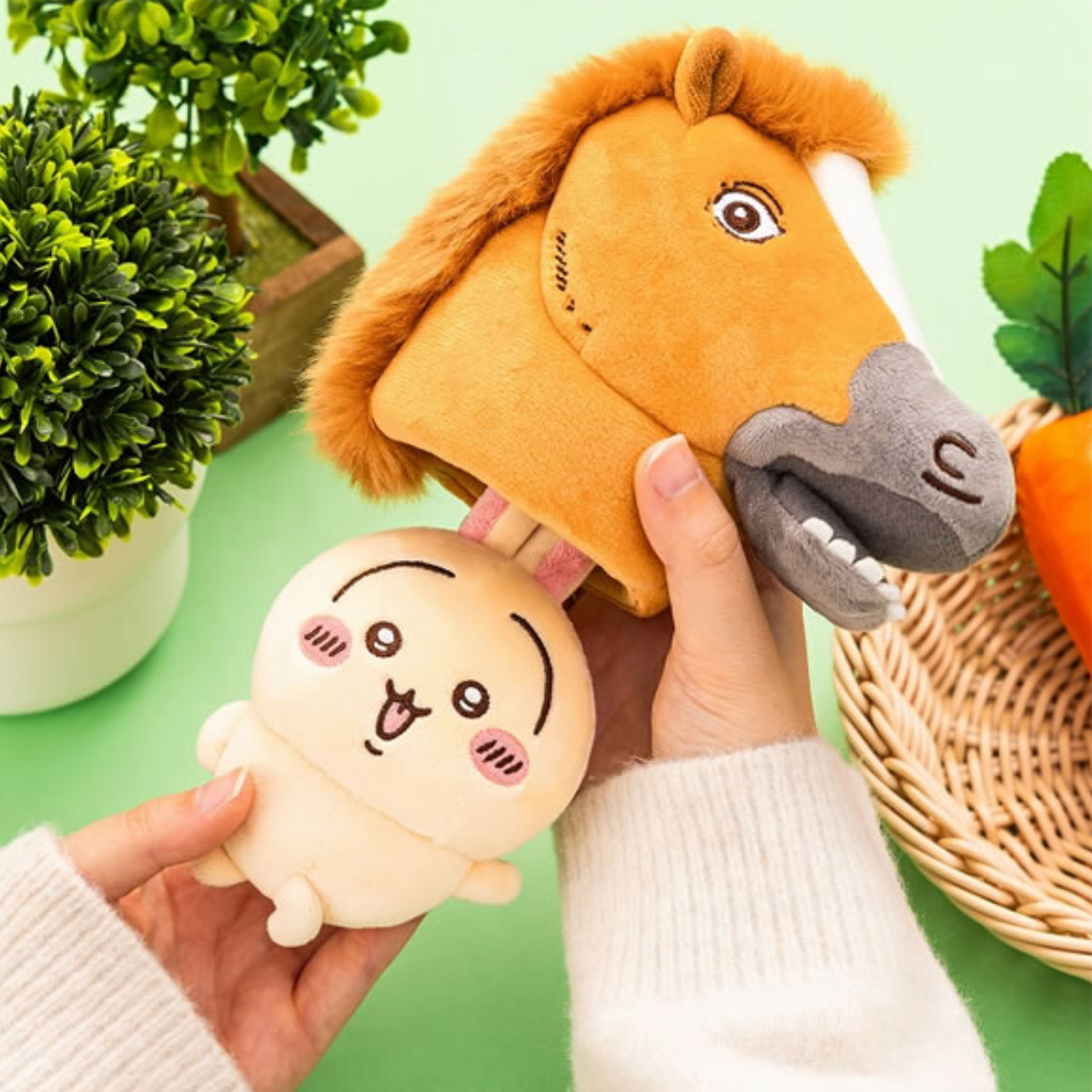 Chiikawaちいかわ｜馬頭造型兔兔掛飾公仔