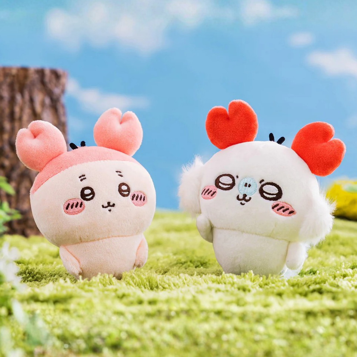 Chiikawa Crab Pincer Costume Plush Keychain