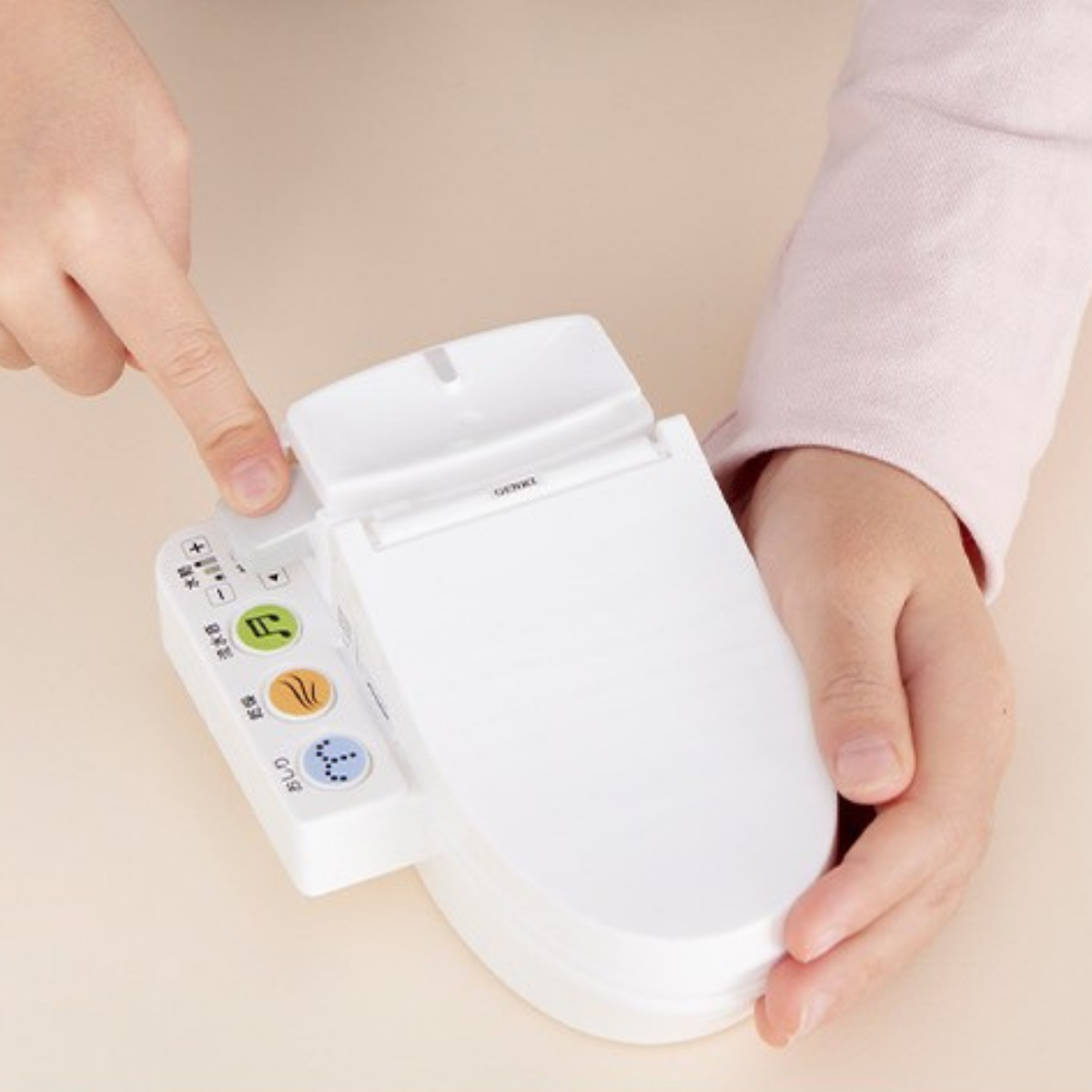 Genki Real MOOK | Flushing sound! Can open! Realistic toilet model