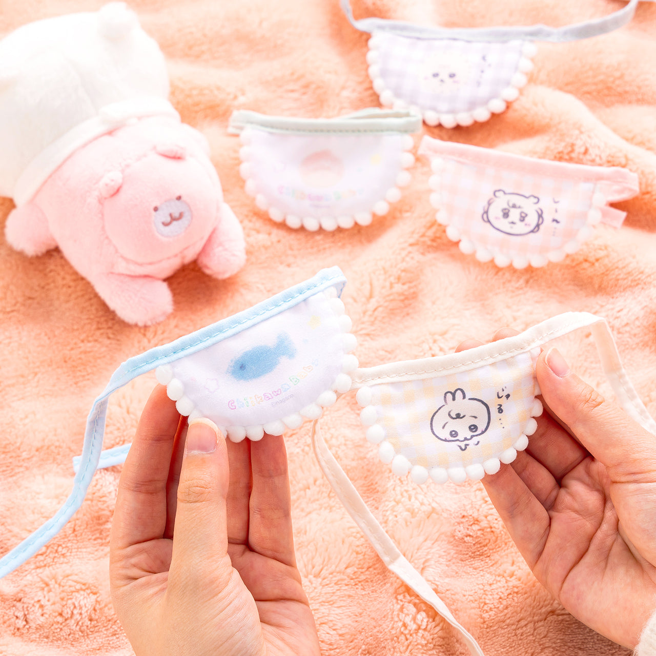 Chiikawaちいかわ｜Baby系列第2彈｜迷你口水肩（隨機款）